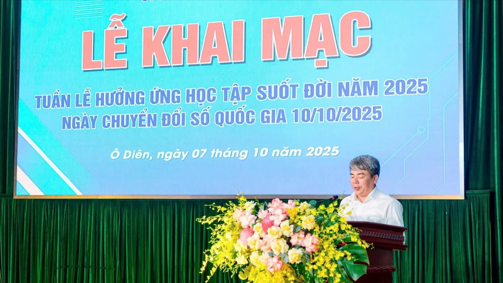 Ô Diên xây dựng 'xã học tập, xã thông minh'